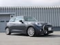 走り、使い勝手ともに大きく進化した新型MINI